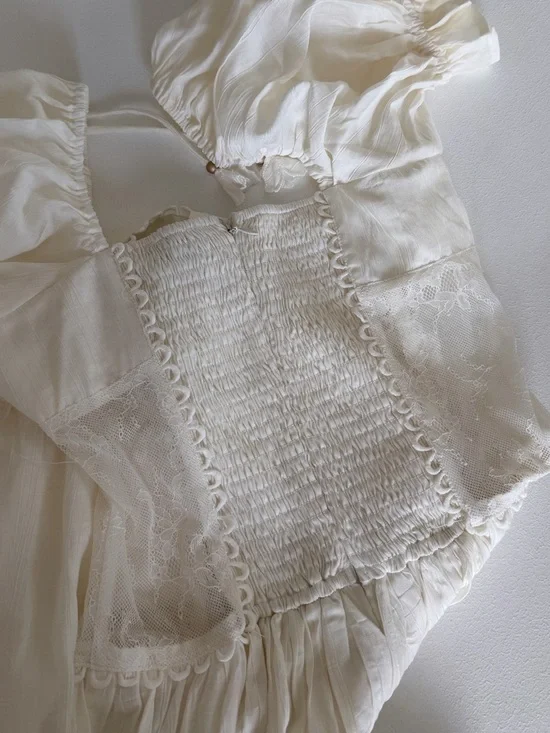 Antropología Beautiful, romantic embroidered dress - Picture 8 of 9